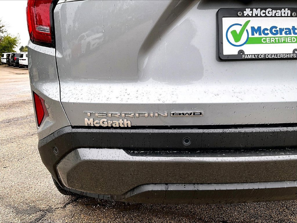 Used 2025 GMC Terrain Elevation AWD/4WD image 28