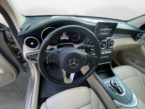 Certified 2019 Mercedes-Benz GLC 300 4MATIC image 10