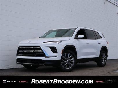 New 2026 Buick Enclave Preferred w/ Power Package