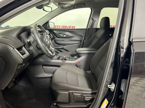 Used 2024 GMC Terrain SLE image 11