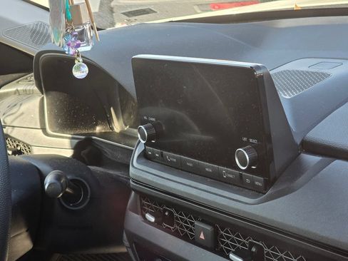 Used 2023 Honda Accord EX image 14
