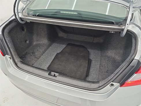 Used 2019 Honda Accord EX-L image 16