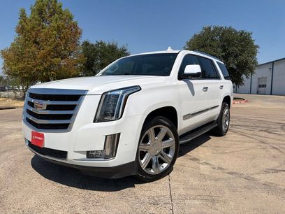 Used 2017 Cadillac Escalade Luxury