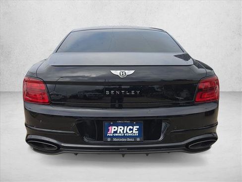 Used 2024 Bentley Flying Spur W12 AWD/4WD image 7