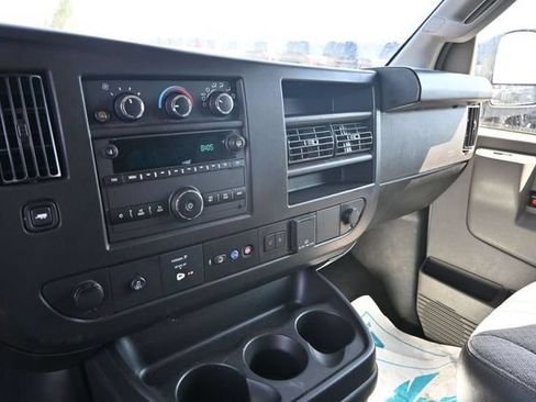 Used 2024 Chevrolet Express 3500 LT w/ LT Preferred Equipment Group RWD image 23