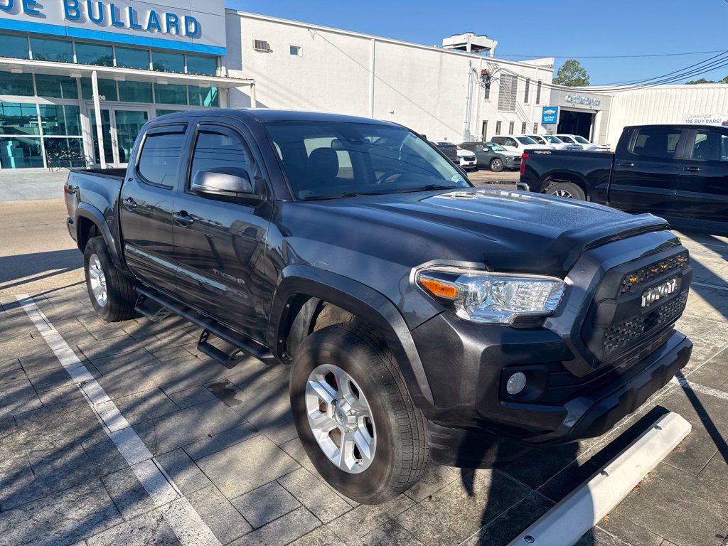 Used 2022 Toyota Tacoma SR5 w/ Technology Package RWD image 8