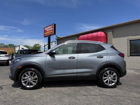 Used 2022 Buick Encore GX Essence w/ Advanced Technology Package AWD/4WD image 6