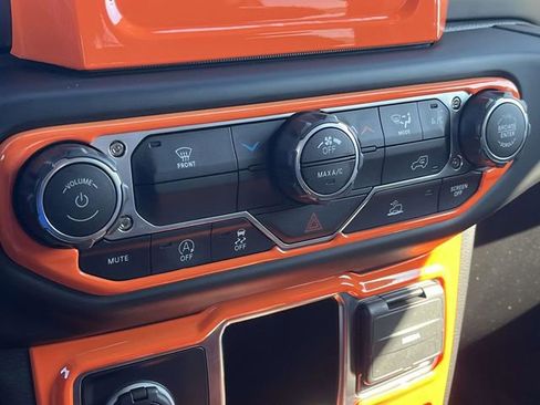 Certified 2022 Jeep Wrangler Unlimited Sport image 30