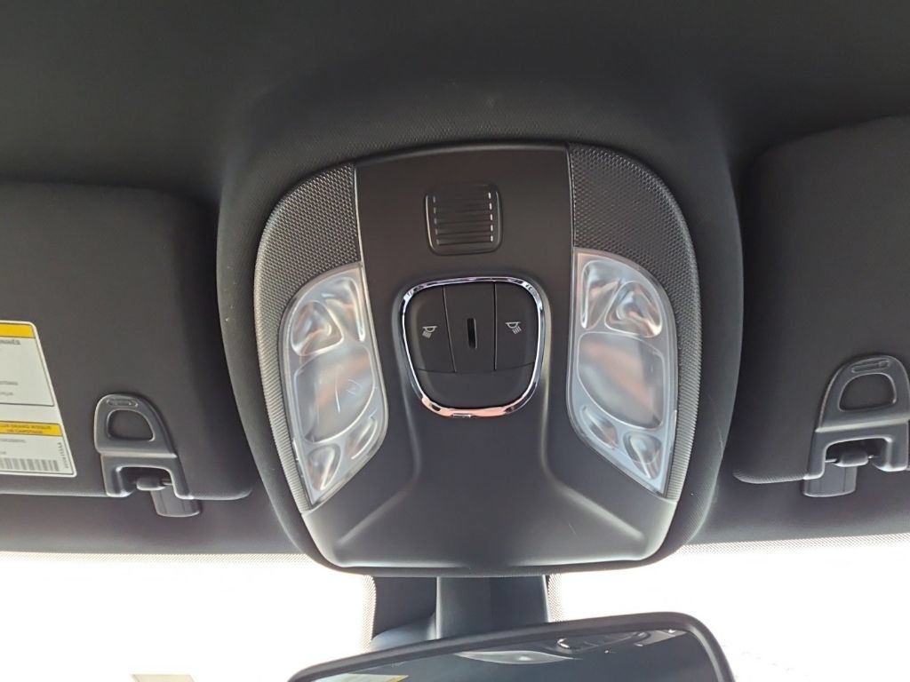 Used 2024 Jeep Compass Limited AWD/4WD image 30