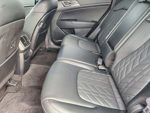 Certified 2025 Kia Sportage X-Pro AWD/4WD image 30