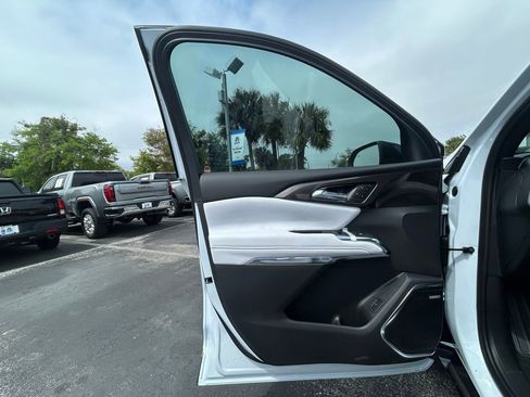 New 2026 Chevrolet Traverse High Country FWD image 29