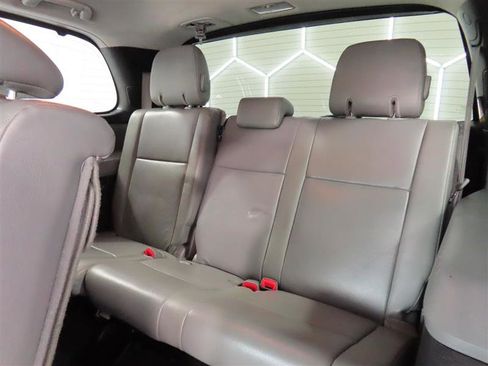 Used 2014 Toyota Sequoia Limited image 32