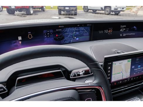 Used 2025 Lincoln Nautilus Premier w/ Jet Appearance Package AWD/4WD image 22