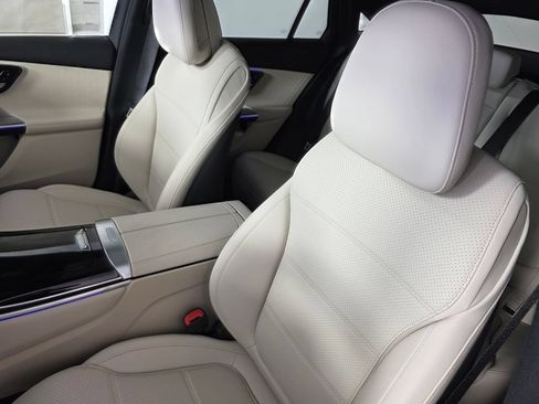 New 2027 Mercedes-Benz GLC 300 4MATIC image 8