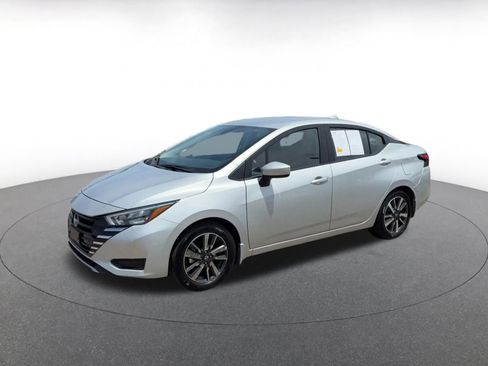 Used 2025 Nissan Versa SV w/ Trunk Package FWD image 6