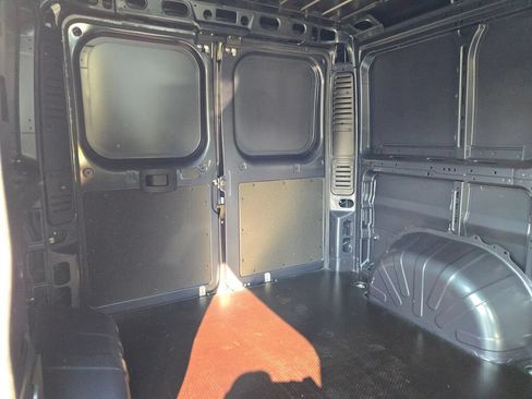 Used 2026 RAM ProMaster 1500 w/ Convenience Group FWD image 14
