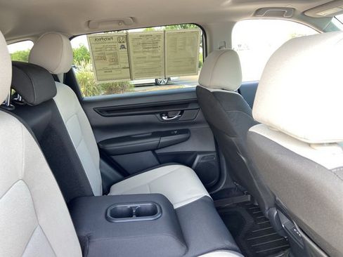 Used 2025 Honda CR-V EX image 21