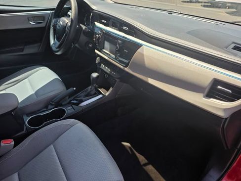 Used 2016 Toyota Corolla LE FWD image 17