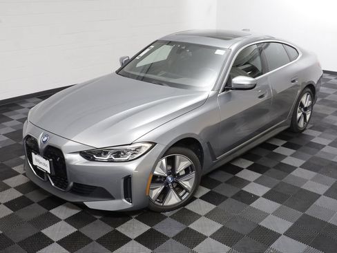 Used 2023 BMW i4 eDrive35 w/ Premium Package RWD image 2