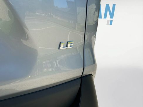 Used 2023 Toyota RAV4 LE FWD image 23