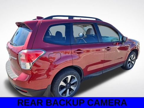 Used 2018 Subaru Forester 2.5i Premium w/ All-Weather Package AWD/4WD image 5