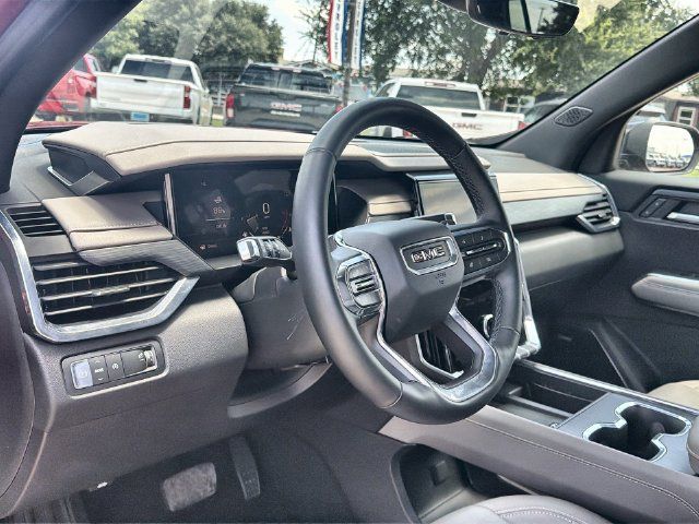 Certified 2026 GMC Acadia Elevation w/ Elevation Premium Package FWD image 10