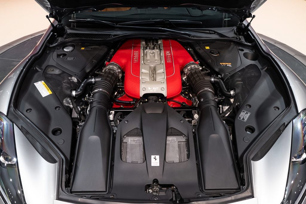 Certified 2023 Ferrari 812 GTS RWD image 17