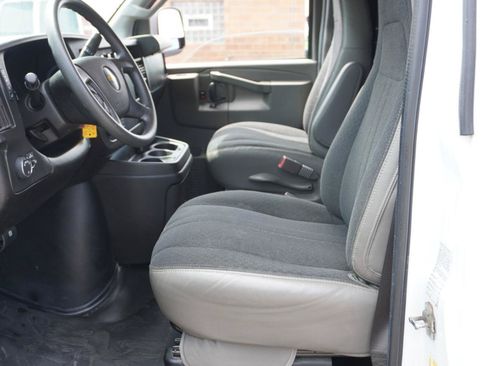 Used 2020 Chevrolet Express 2500 w/ Driver Convenience Package RWD image 12