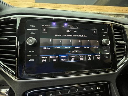 Used 2022 Volkswagen Atlas SEL AWD/4WD image 23