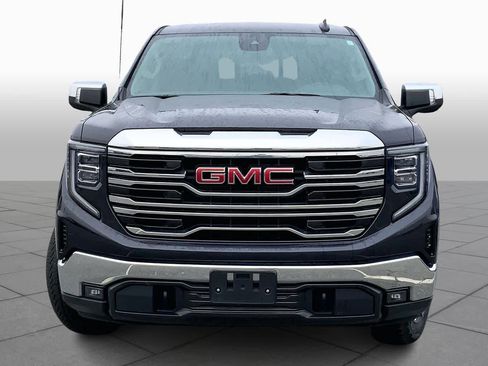 Used 2023 GMC Sierra 1500 SLT image 3