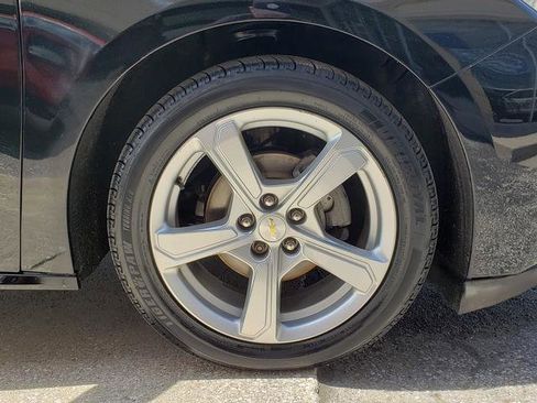 Used 2018 Chevrolet Volt LT w/ Comfort Package FWD image 27