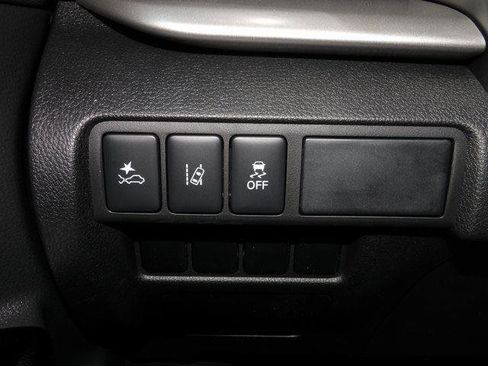 New 2024 Mitsubishi Eclipse Cross LE image 25