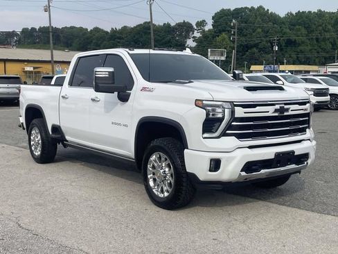 Used 2025 Chevrolet Silverado 2500 LTZ w/ Z71 Chrome Sport Edition AWD/4WD image 1