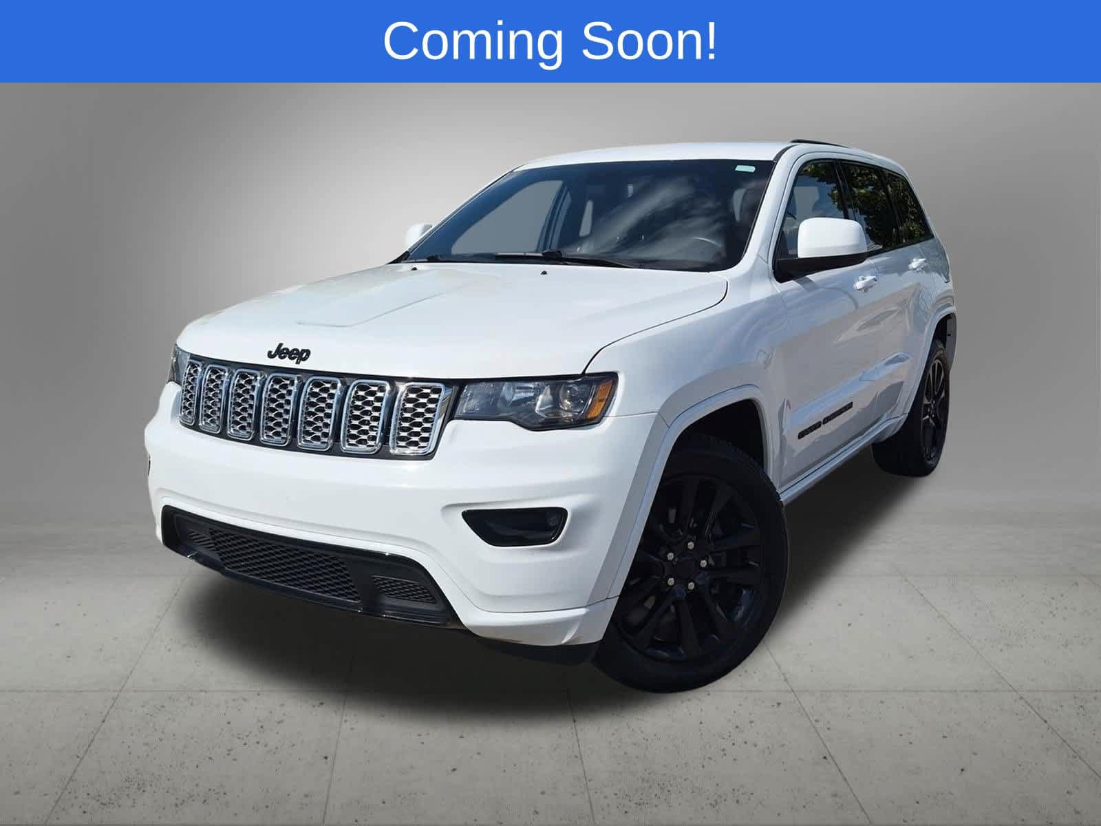 Used 2018 Jeep Grand Cherokee Altitude AWD/4WD image 1