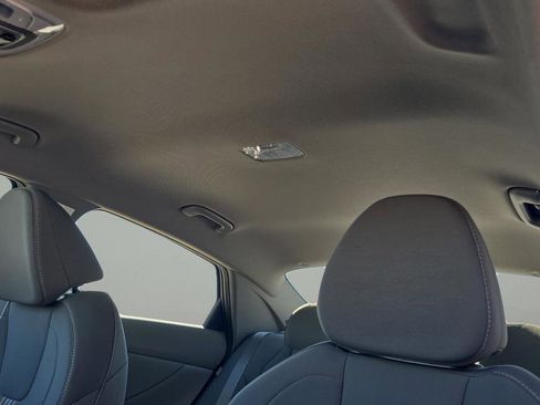 New 2026 Hyundai Elantra Sport FWD image 15