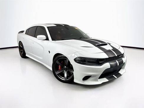 Used 2019 Dodge Charger SRT Hellcat w/ Harman/Kardon Audio Group image 4