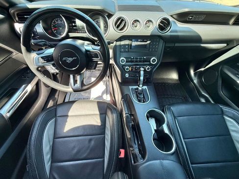 Used 2020 Ford Mustang GT w/ GT Performance Package RWD image 10