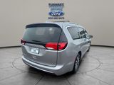 Used 2021 Chrysler Pacifica Touring-L image 5