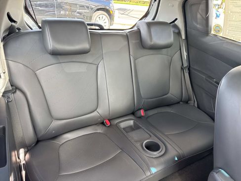 Used 2016 Chevrolet Spark LT image 22