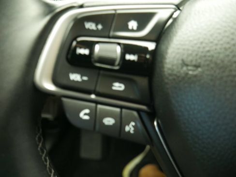 Used 2018 Honda Accord EX-L image 37