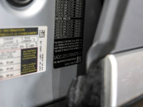 Used 2021 Jaguar F-PACE S image 58