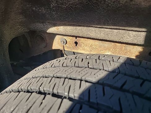 Used 2017 GMC Sierra 1500 SLE w/ SLE Value Package image 15