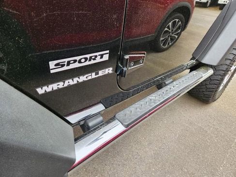 Used 2013 Jeep Wrangler Sport image 7