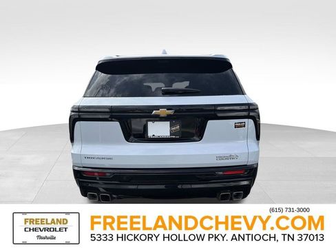 New 2026 Chevrolet Traverse High Country FWD image 4