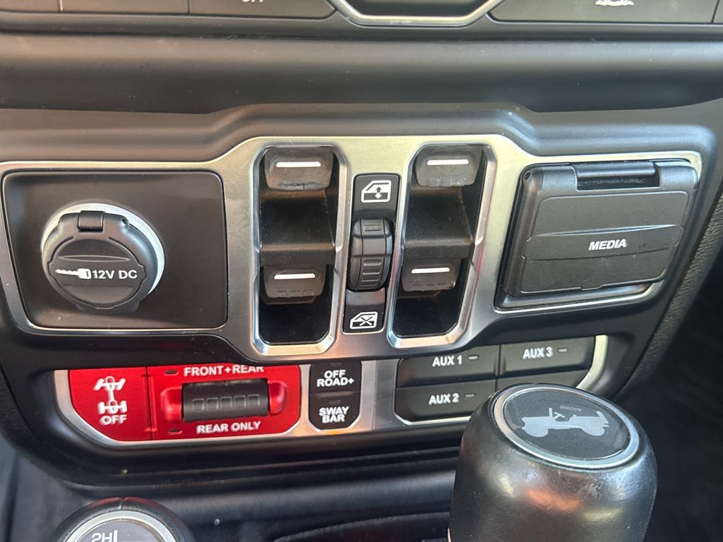 Used 2021 Jeep Wrangler Unlimited Rubicon AWD/4WD image 19
