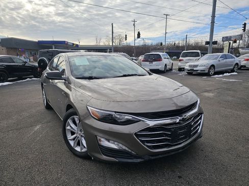 Used 2020 Chevrolet Malibu LT FWD image 4