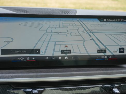 Certified 2025 BMW X7 xDrive40i image 25