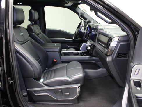 Used 2026 Ford F250 Platinum AWD/4WD image 19