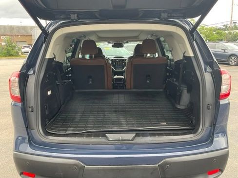 Used 2025 Subaru Ascent Touring AWD/4WD image 10