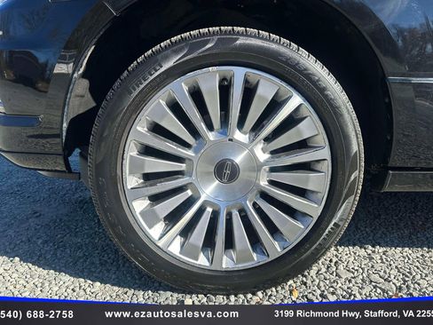 Used 2016 Lincoln Navigator L Reserve image 10